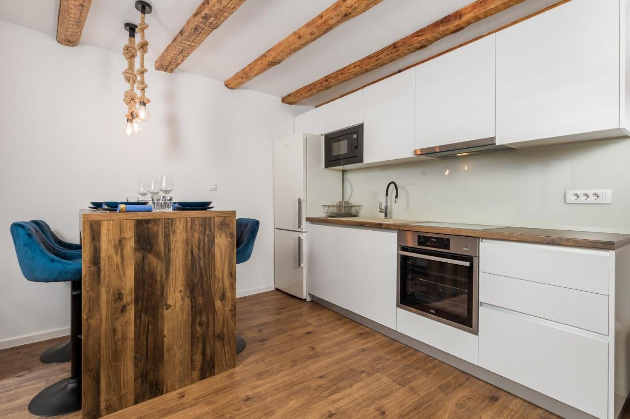 Central Apartments Dalmatina Rijeka Eksteriør bilde