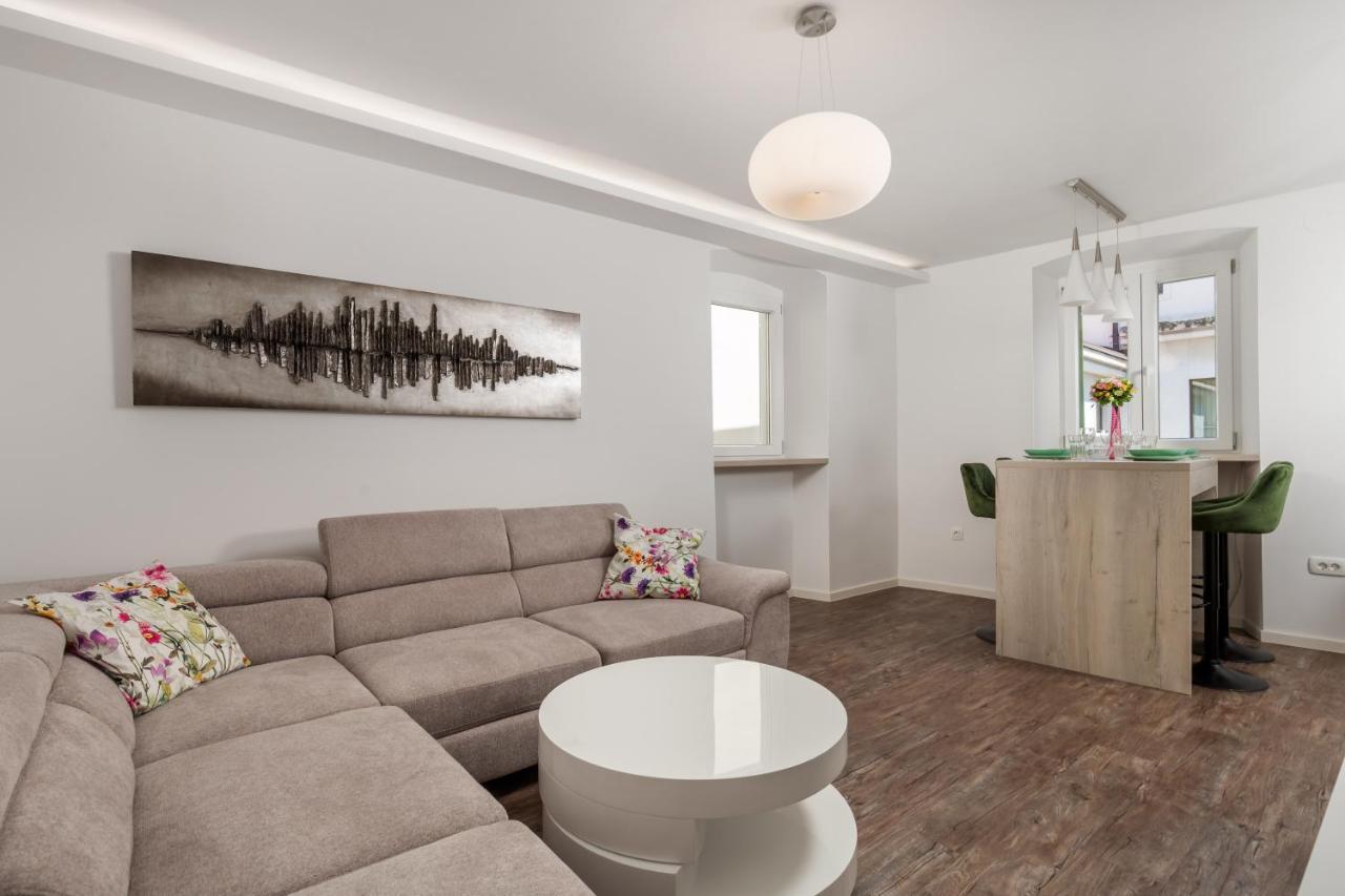 Central Apartments Dalmatina Rijeka Eksteriør bilde